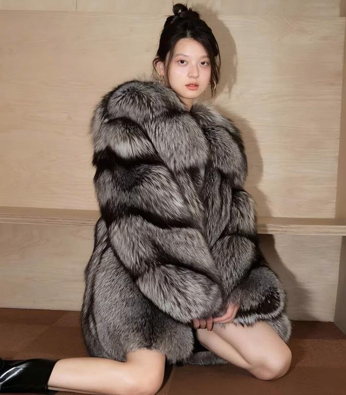 #2634 Women's Silver Fox Mid Length Coat, Vintage Nordic Natural Fox Fur Luxury Winter Outerwear.A
