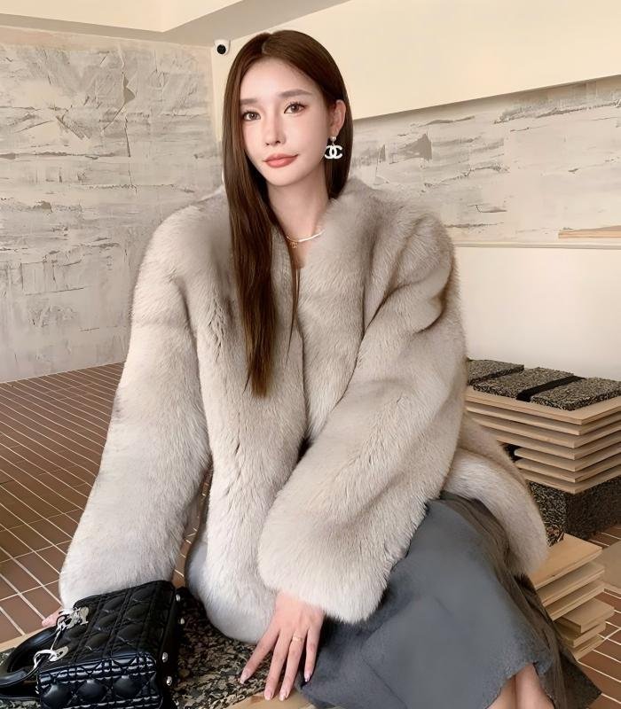 #2639 Women's Mid Length V-Neck Fox Fur Coat, Luxury Fluffy Winter Fur Outerwear.A