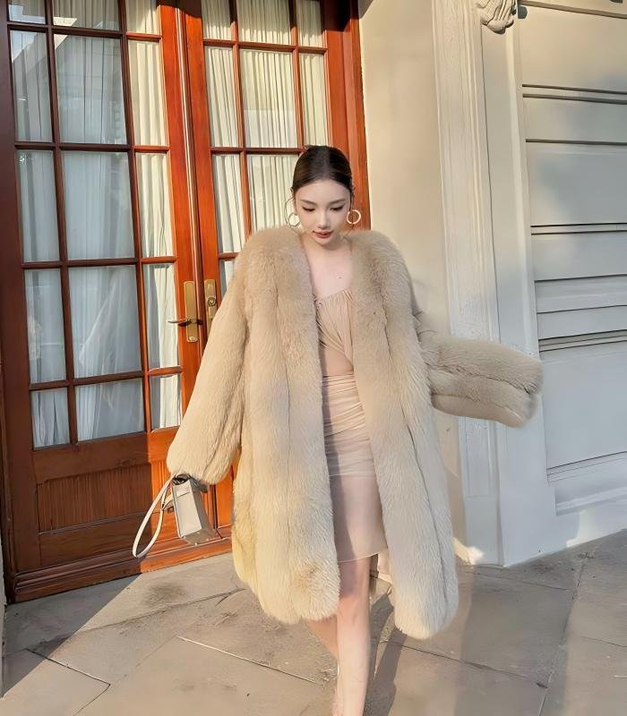 #2641 Women's Mid Length Fox Fur Coat, Cream Beige Luxury Fluffy Winter Fur Outerwear.E