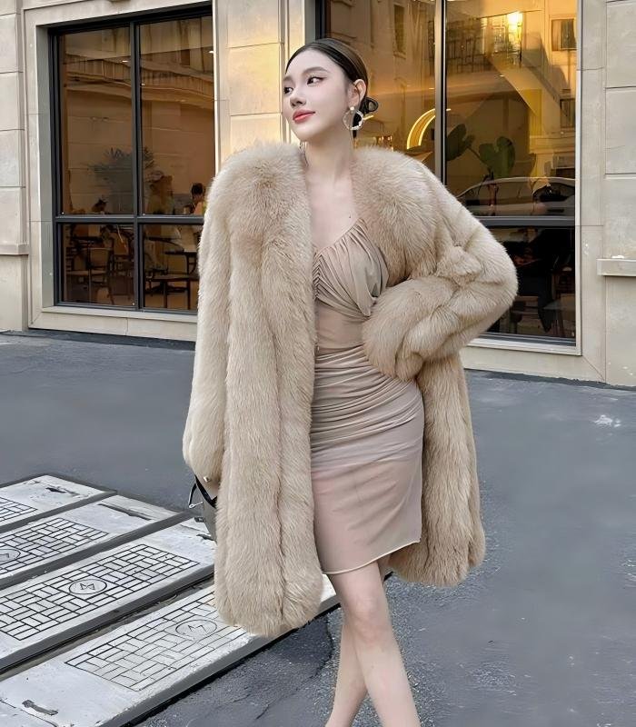 #2641 Women's Mid Length Fox Fur Coat, Cream Beige Luxury Fluffy Winter Fur Outerwear.D
