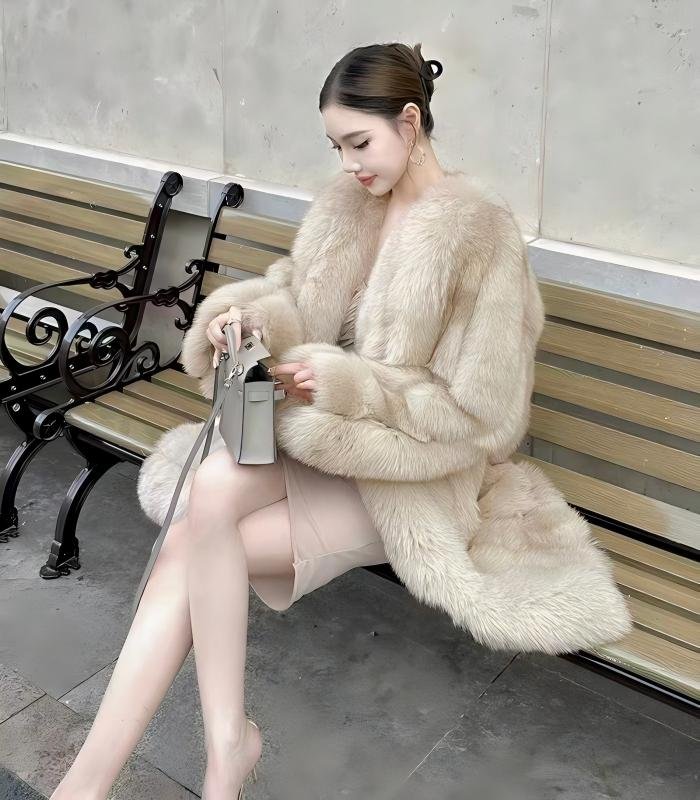 #2641 Women's Mid Length Fox Fur Coat, Cream Beige Luxury Fluffy Winter Fur Outerwear.A