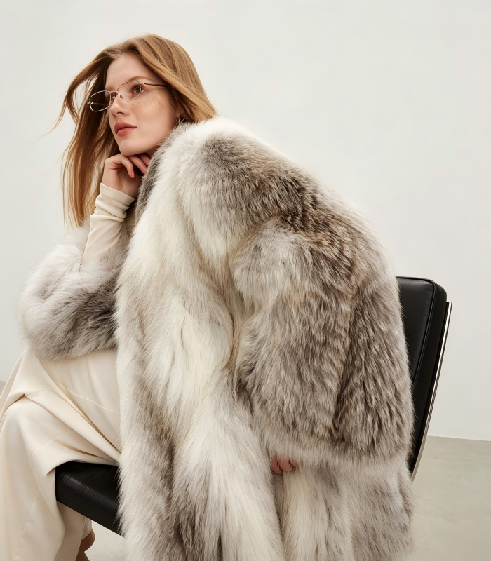 #2624 Fox Fur Coat, Real Full Skin Fox Jacket for Women Luxury Winter Outerwear.a