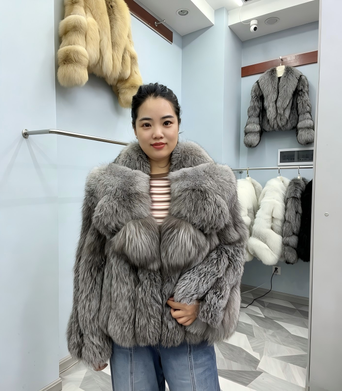 #2670 Women Short Real Silver Fox Fur Coat, Wide Lapel Loose Luxury Fox Fur Jacket Winter Outerwear.B