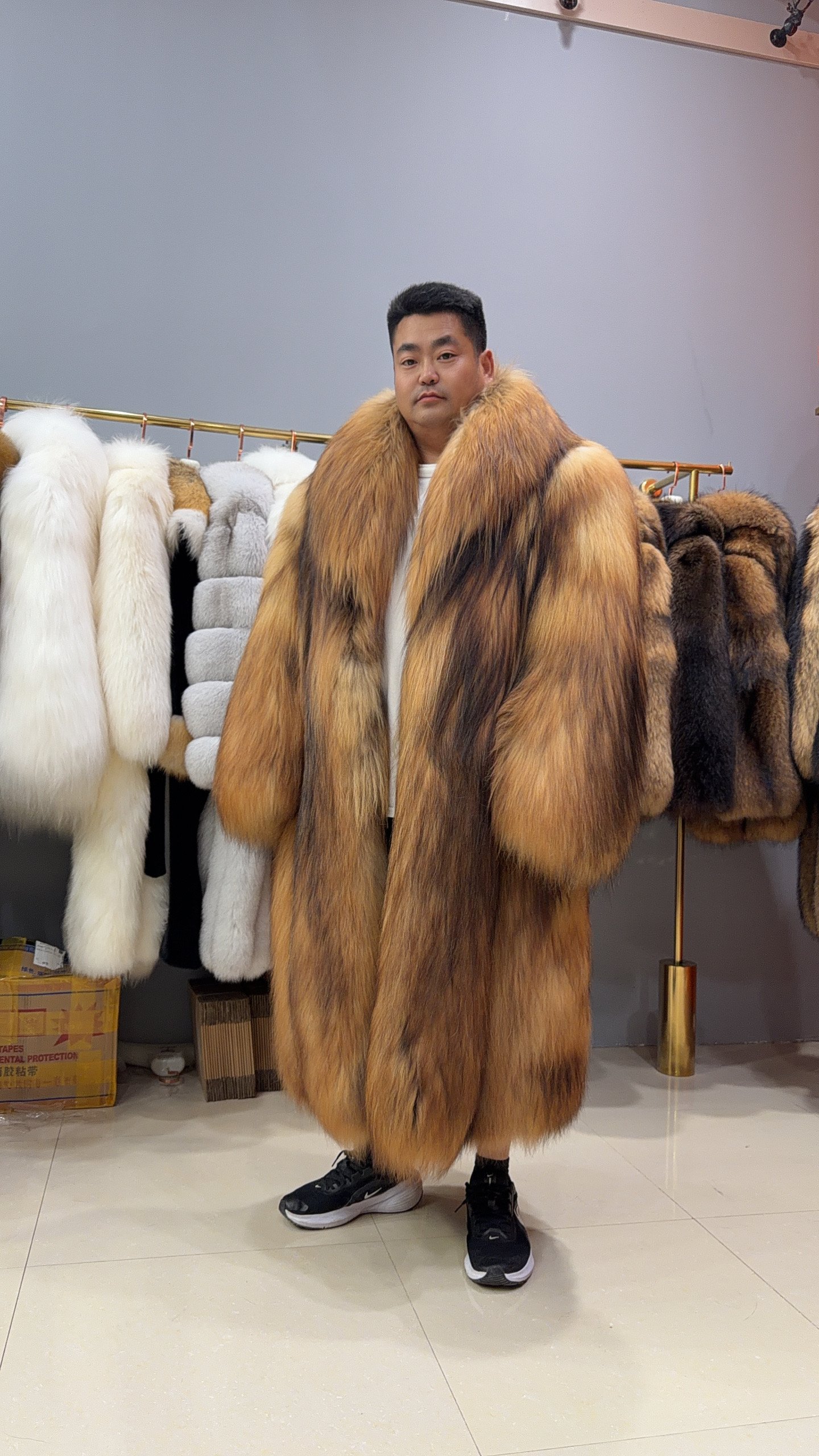 #2973 Women Men Long Full Skin Raccoon Fur Coat Oversized, Fur Vintage Luxury Winter .D