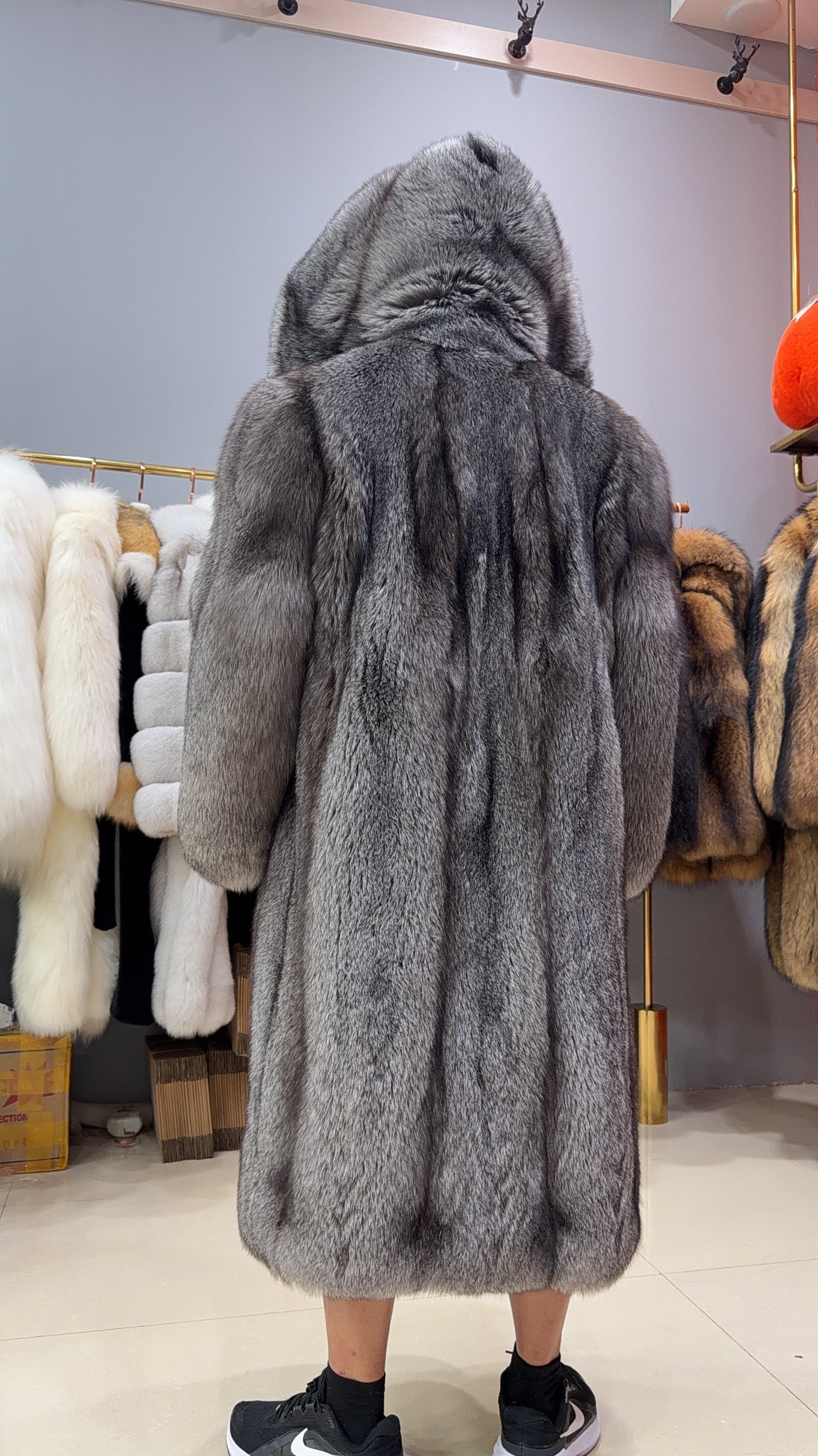 #2671 Men Long Full Skin Silver Fox Fur Coat , Oversized Luxury Warm Fox Fur Winter Outerwear With Hood.F