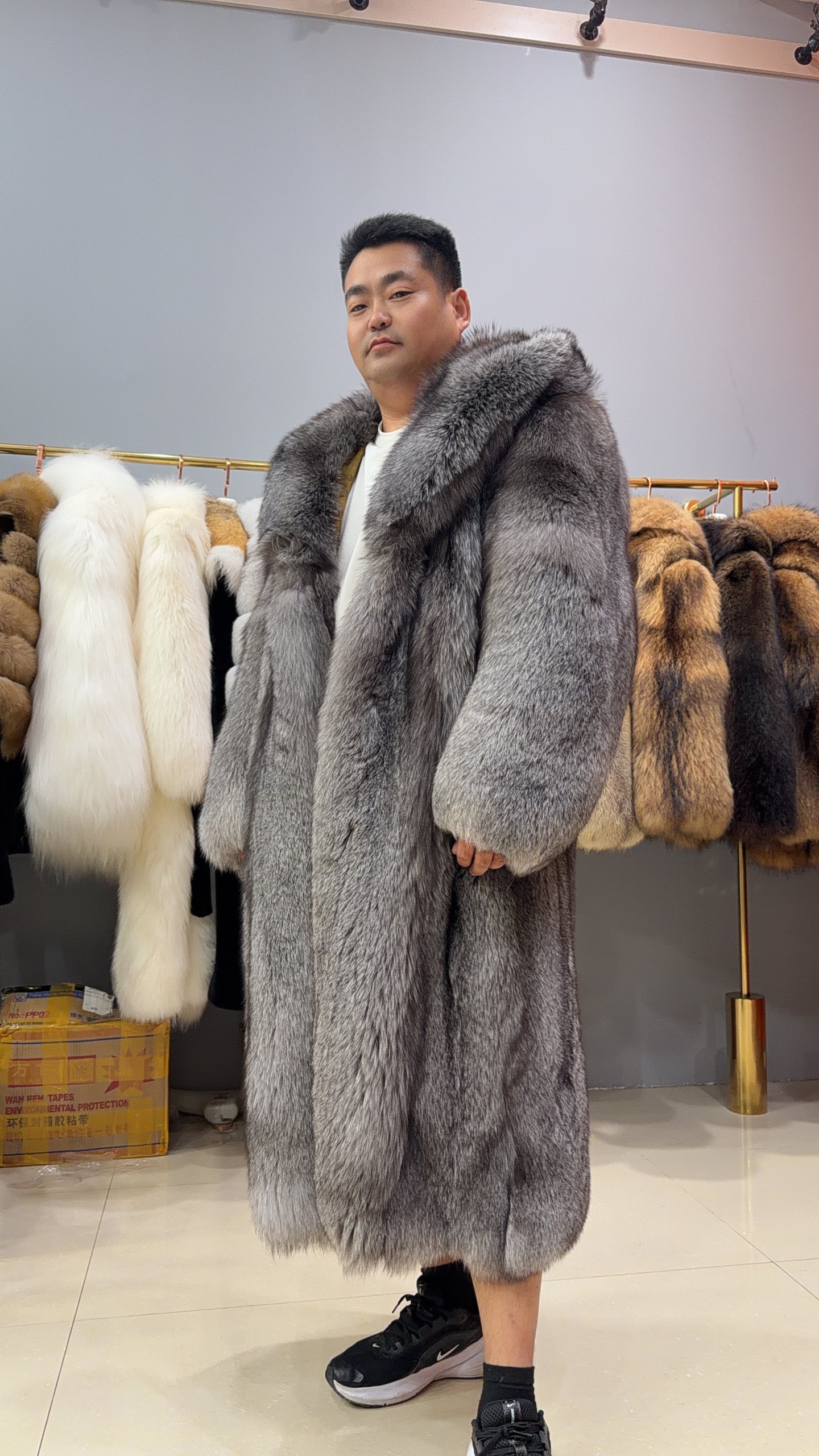 #2671 Men Long Full Skin Silver Fox Fur Coat , Oversized Luxury Warm Fox Fur Winter Outerwear With Hood.C